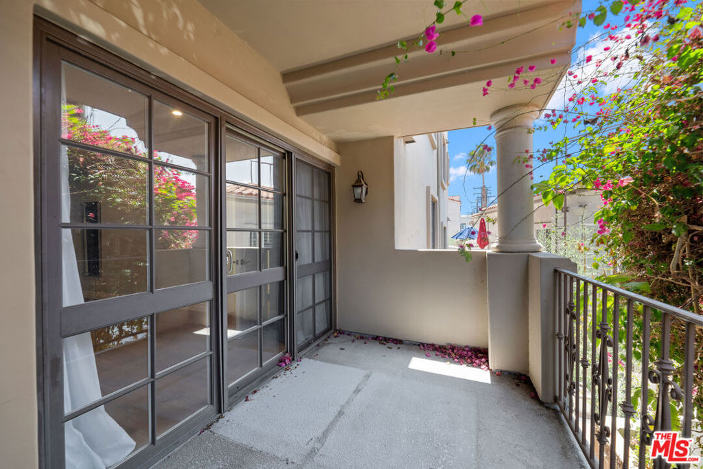 851 N San Vicente Boulevard - Photo 23