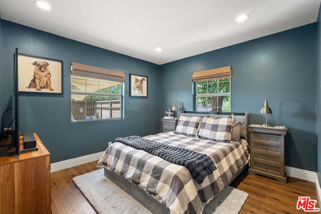 25202 Atwood Boulevard - Photo 7