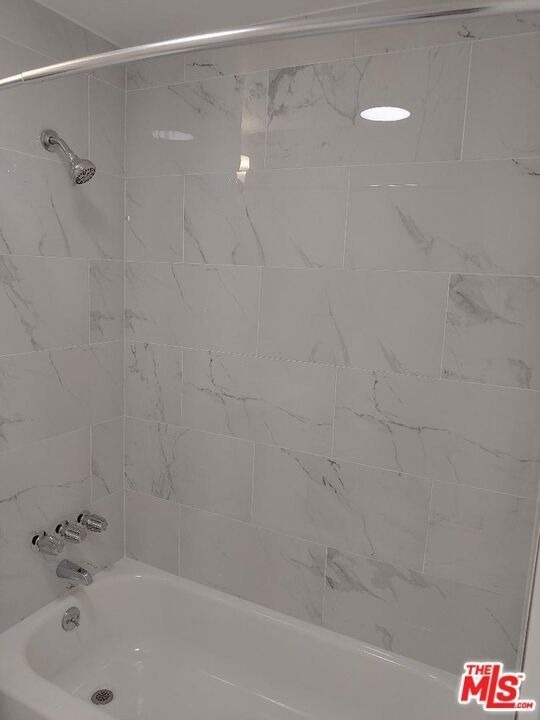5419 Harold Way - Photo 29
