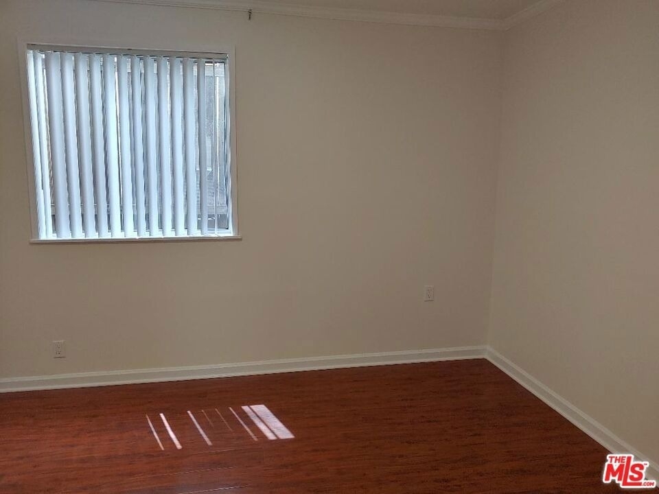 5419 Harold Way - Photo 14
