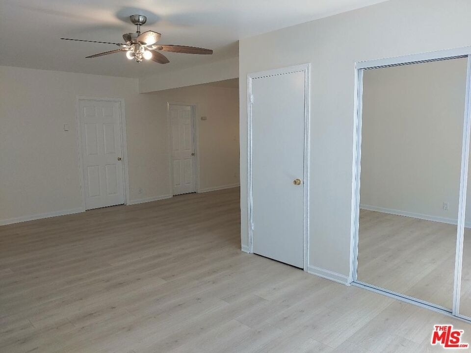 5419 Harold Way - Photo 8