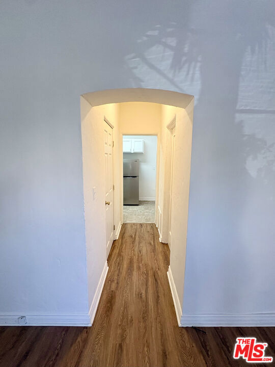 439 N Van Ness Avenue - Photo 3