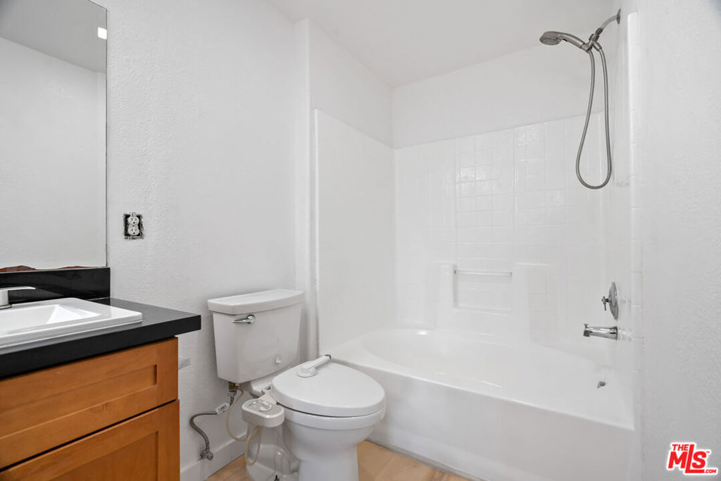 360 W Avenue 26 - Photo 31