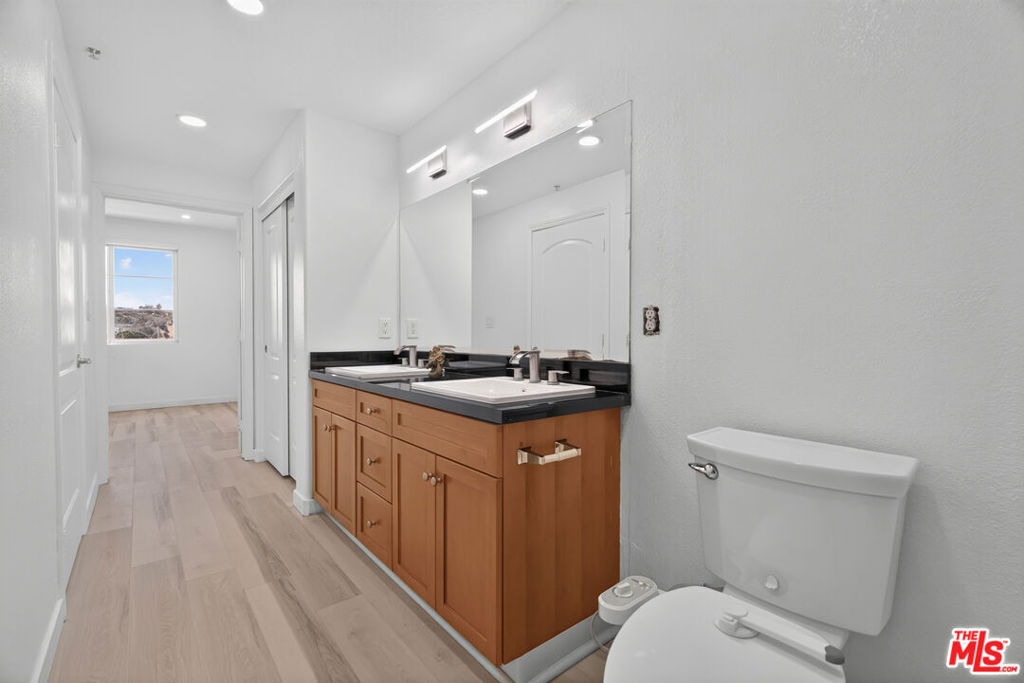360 W Avenue 26 - Photo 32