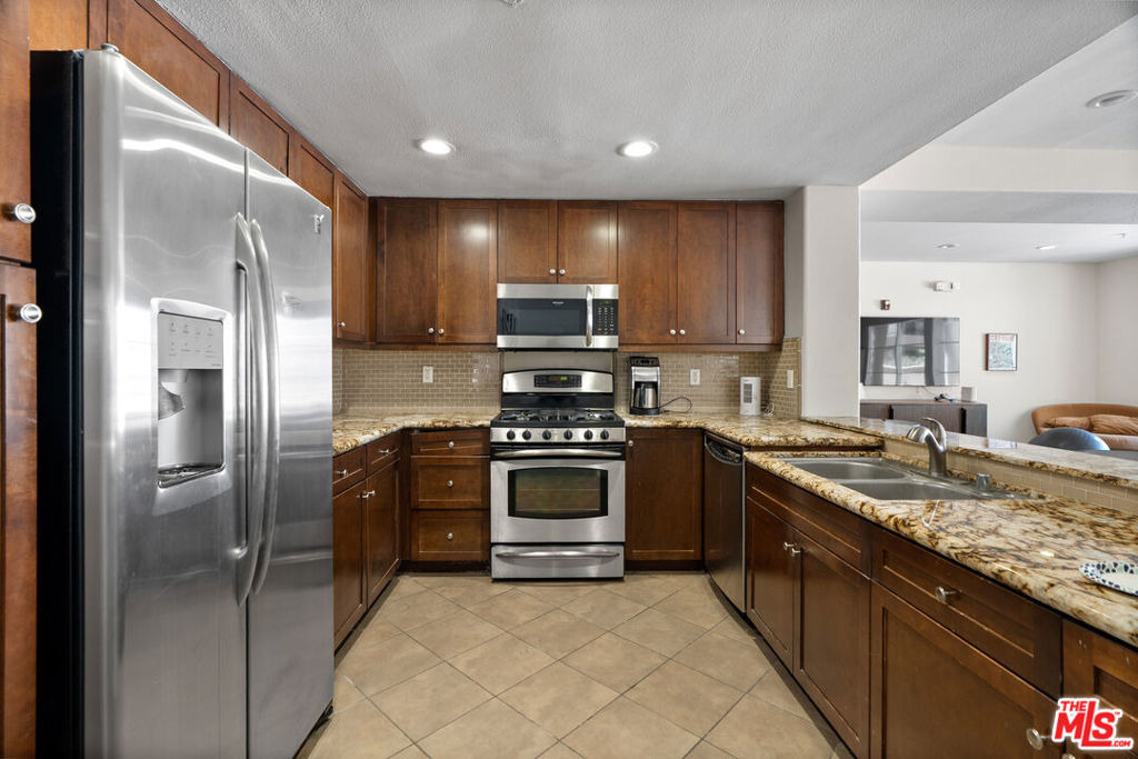 360 W Avenue 26 - Photo 40