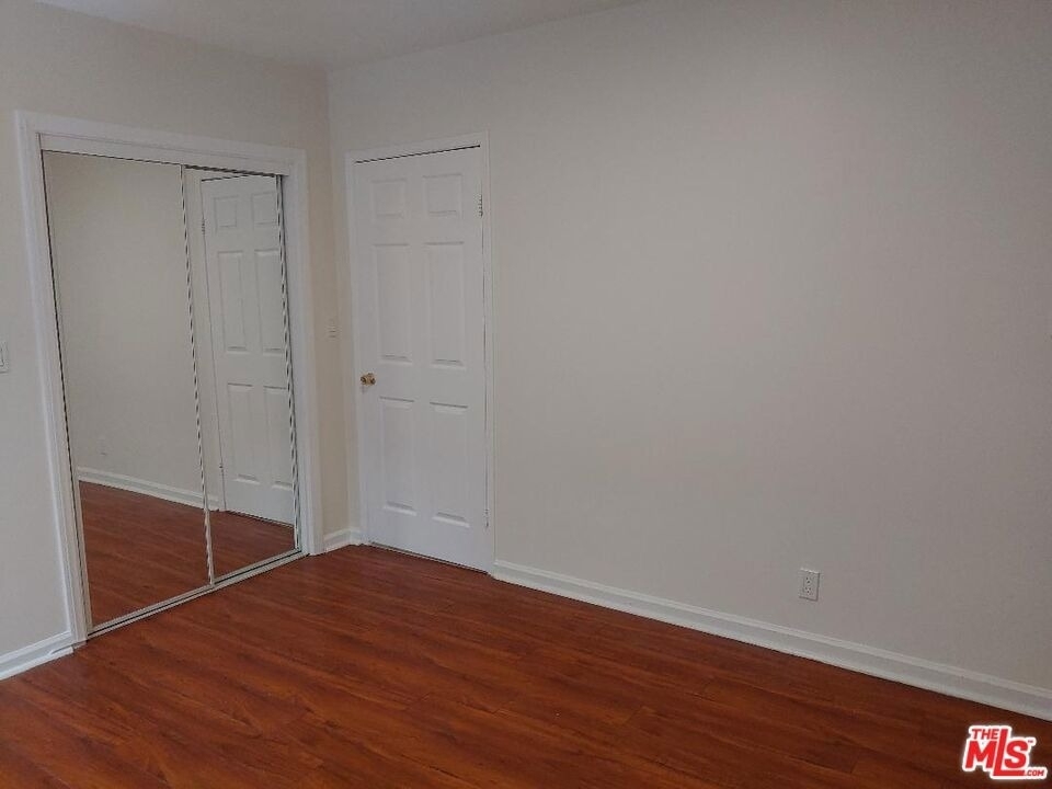5419 Harold Way - Photo 11