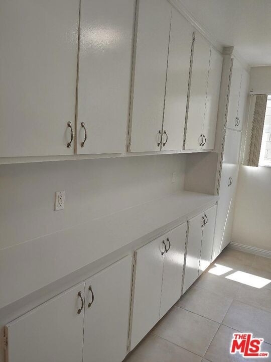 5419 Harold Way - Photo 2