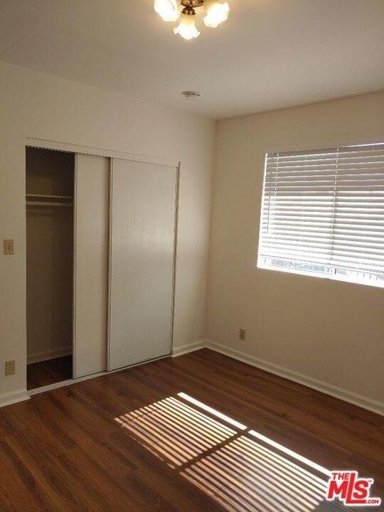 5419 Harold Way - Photo 7
