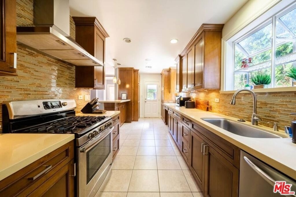 4240 Matilija Avenue - Photo 26