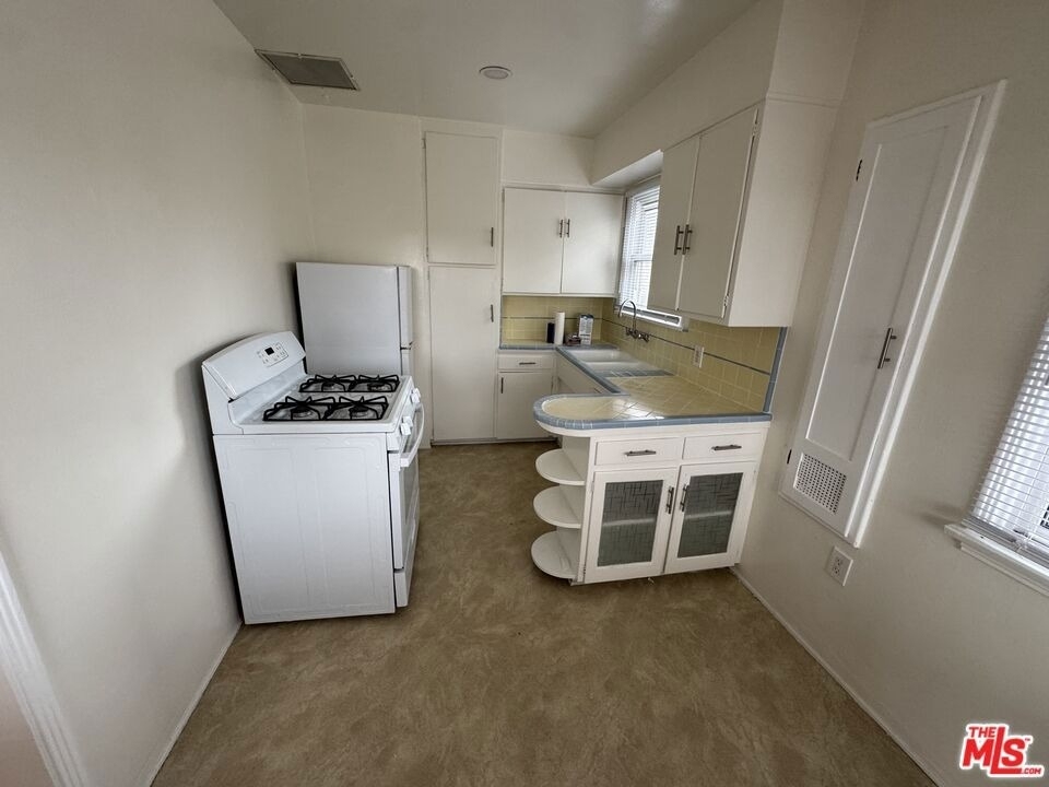 1789 Marvin Avenue - Photo 14
