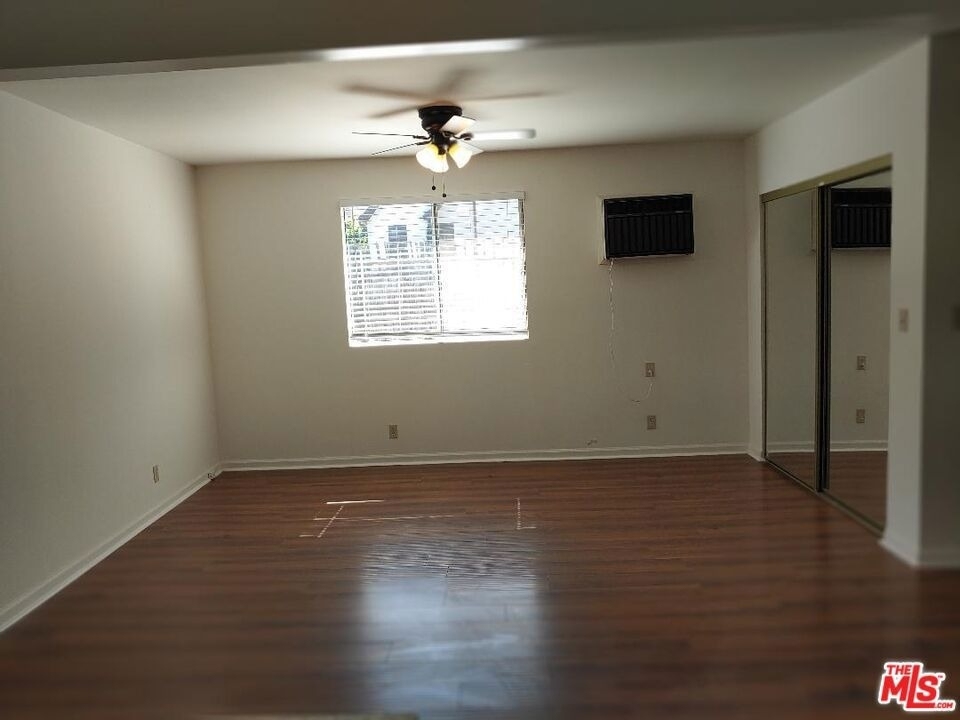 5419 Harold Way - Photo 9