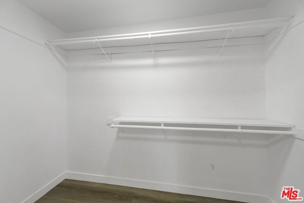 820 Pier Avenue - Photo 12