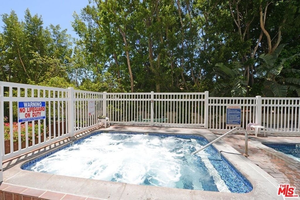 10535 Wilshire Boulevard - Photo 26