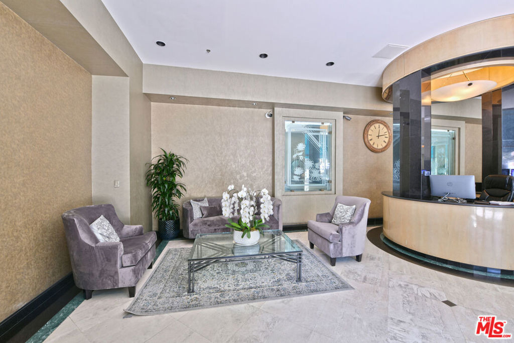 10535 Wilshire Boulevard - Photo 24
