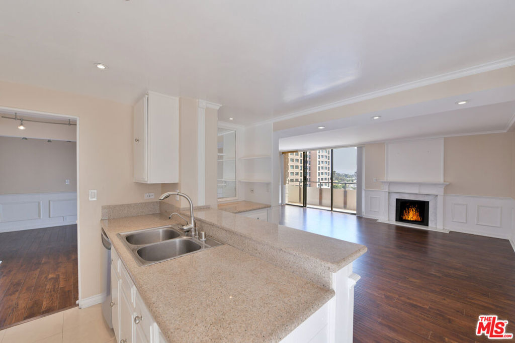 10535 Wilshire Boulevard - Photo 12