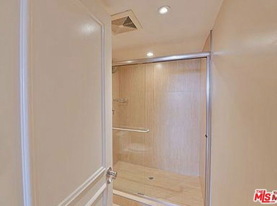 10535 Wilshire Boulevard - Photo 20