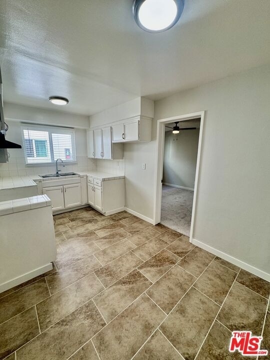 1549 W 224th Street - Photo 4