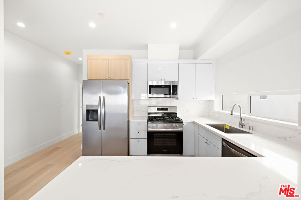5651 Case Ave - Photo 4