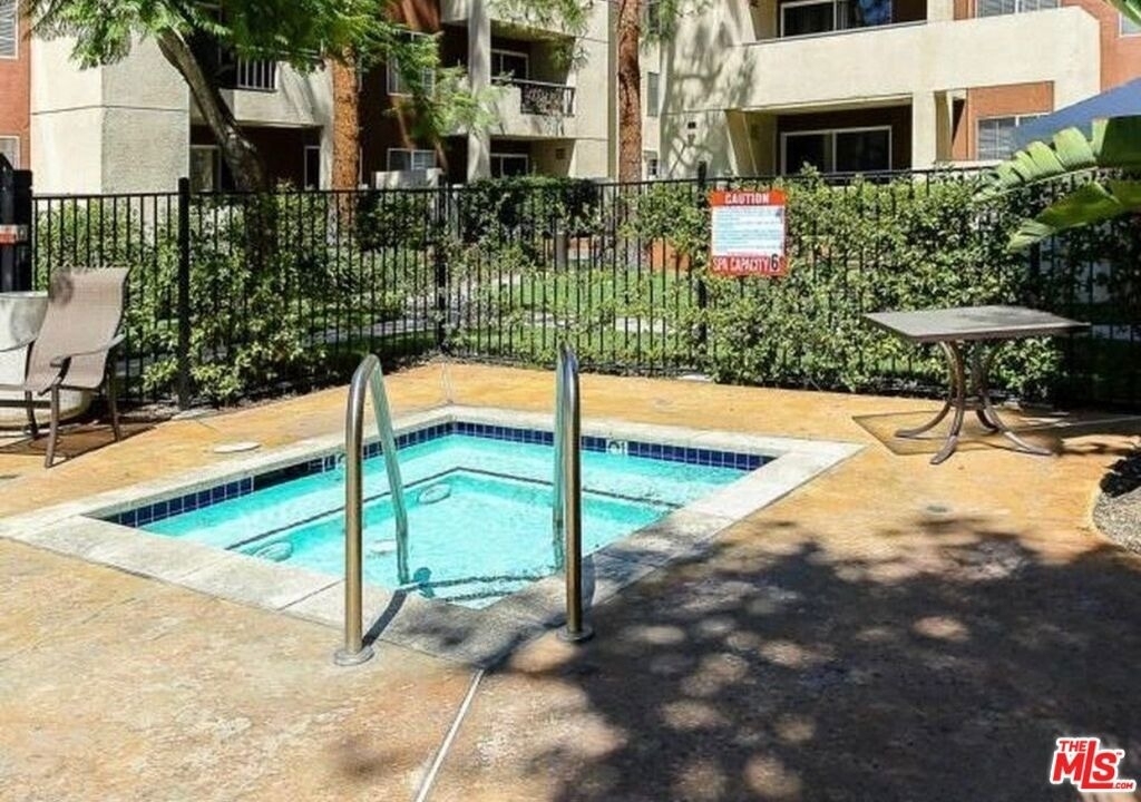 21400 Burbank Boulevard - Photo 12