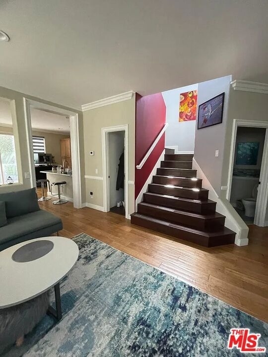 1706 Freeport Terrace - Photo 4