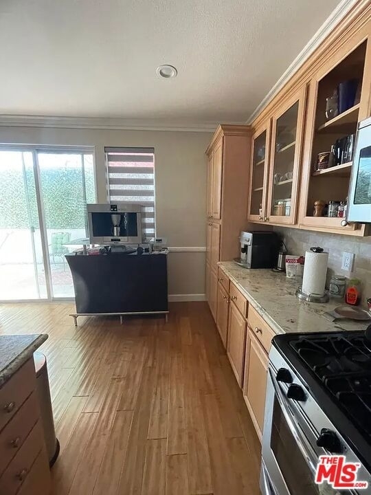 1706 Freeport Terrace - Photo 9
