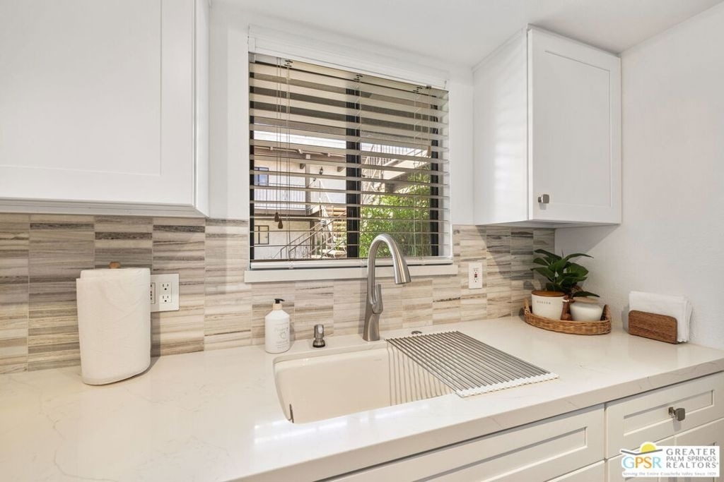 2230 S Palm Canyon Drive - Photo 9