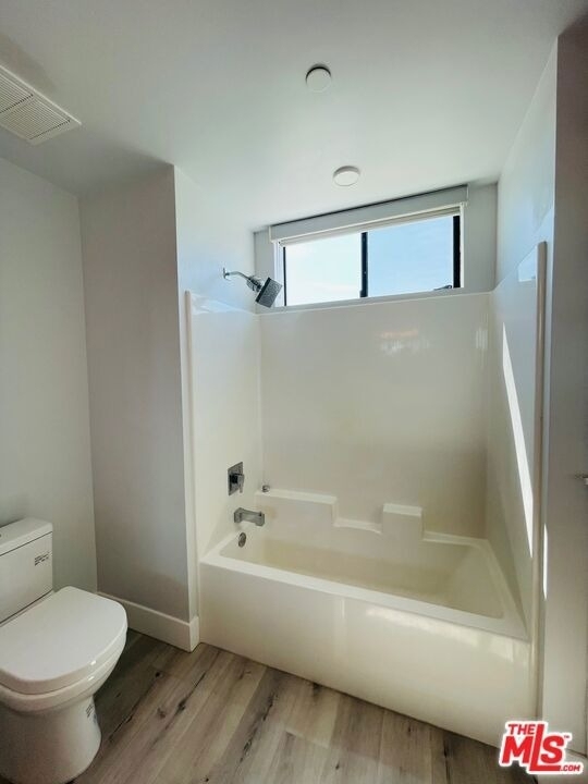 14612 Calvert Street - Photo 14