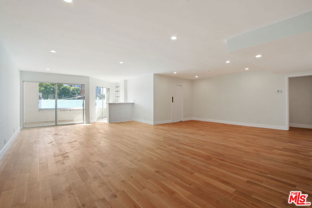 339 N Oakhurst Drive - Photo 10