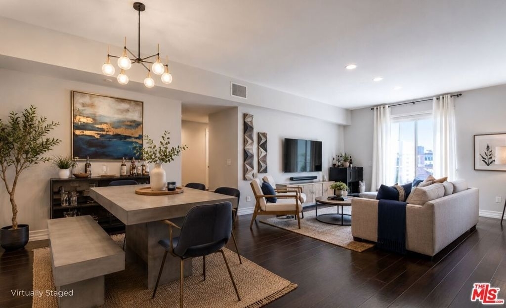 1430 S Beverly Glen Boulevard - Photo 1