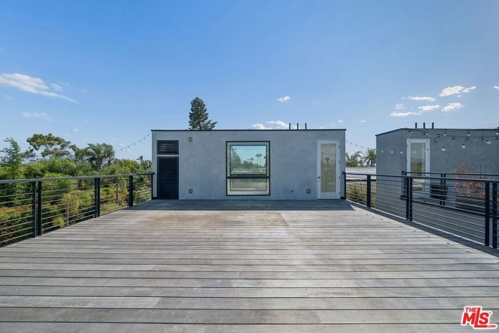 633 Palms Boulevard - Photo 30