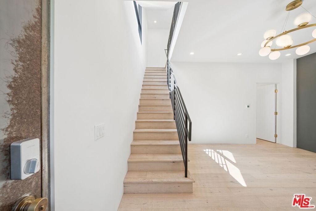 633 Palms Boulevard - Photo 17