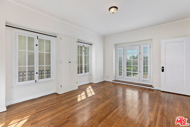 214 S Medio Drive - Photo 22