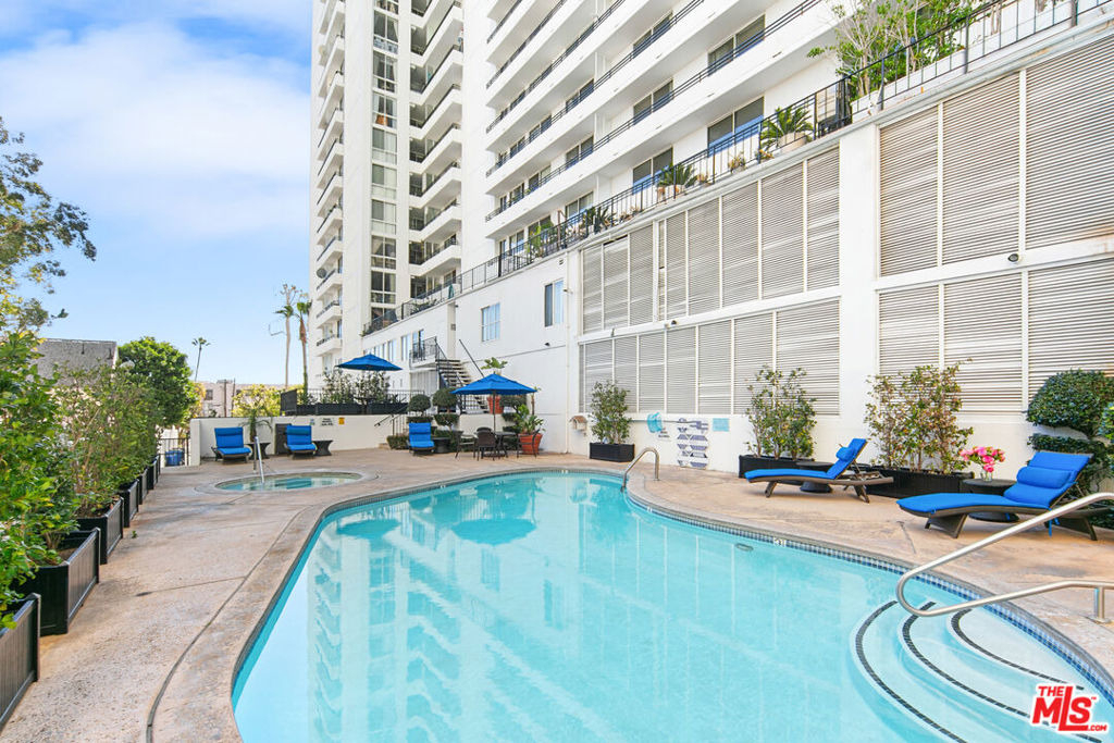 10390 Wilshire Boulevard - Photo 16