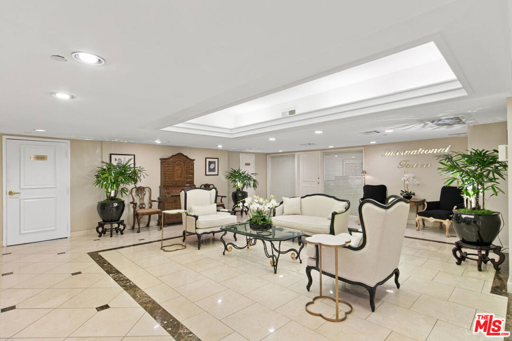 10390 Wilshire Boulevard - Photo 14