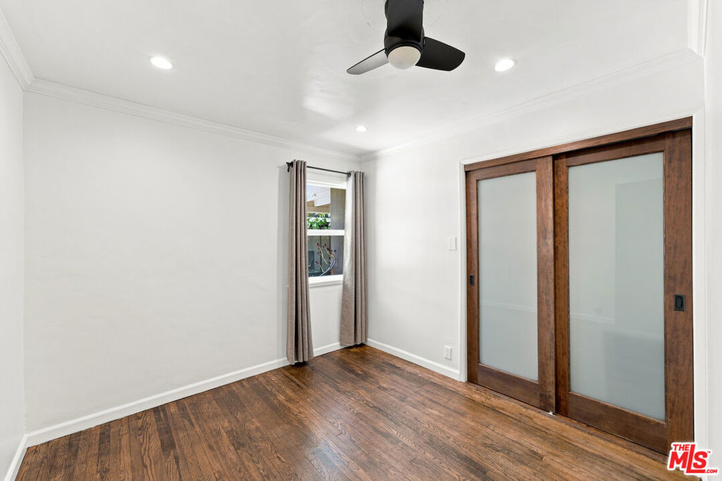 4415 W Woodland Avenue - Photo 13