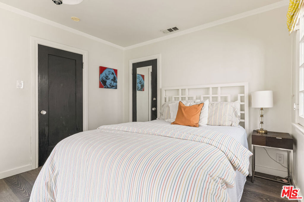 1767 N Orange Grove Avenue - Photo 37