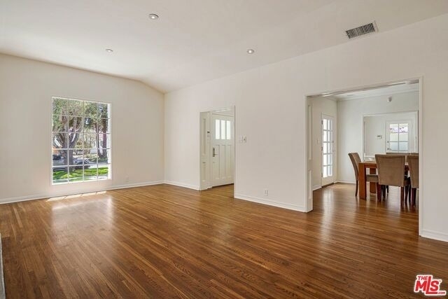 423 15th Street - Photo 5