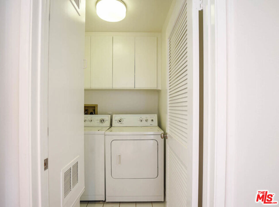 1240 S Corning Street - Photo 13
