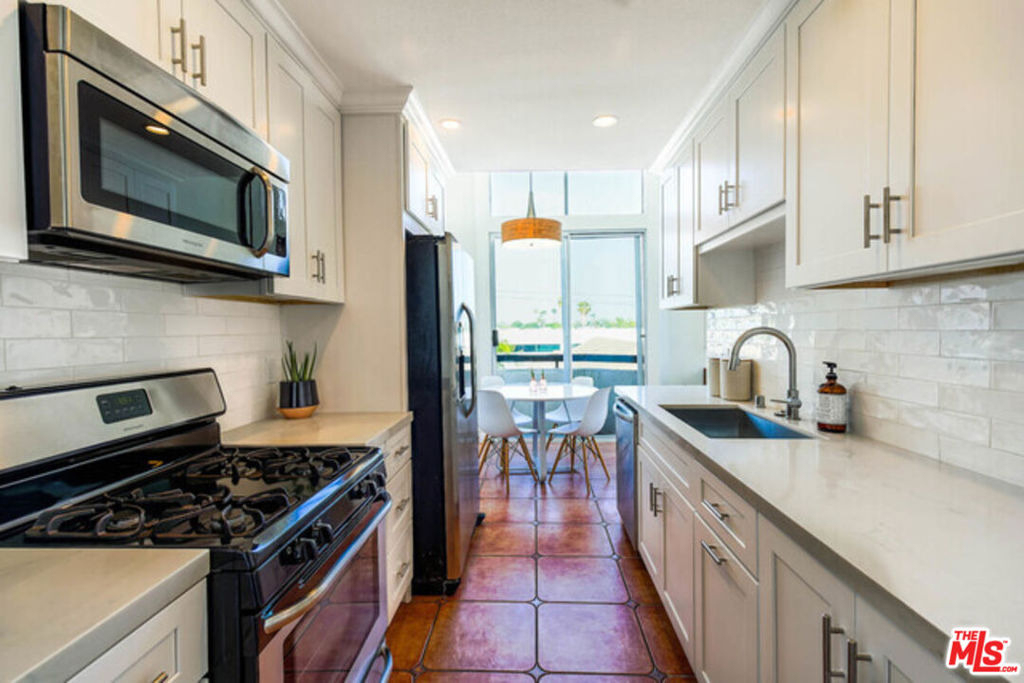 1240 S Corning Street - Photo 14