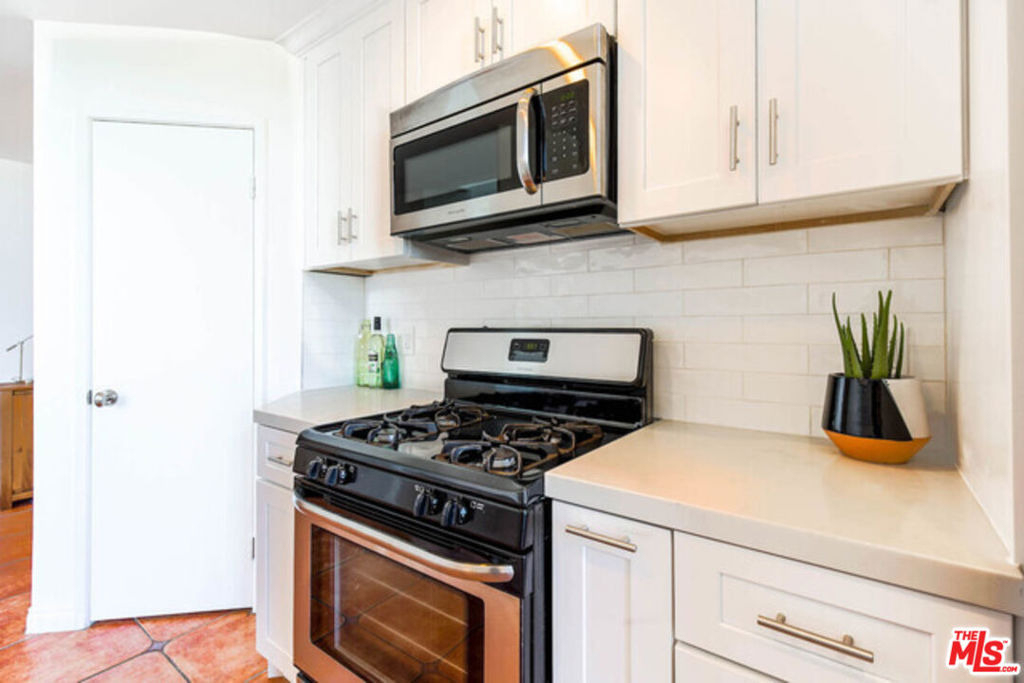1240 S Corning Street - Photo 12