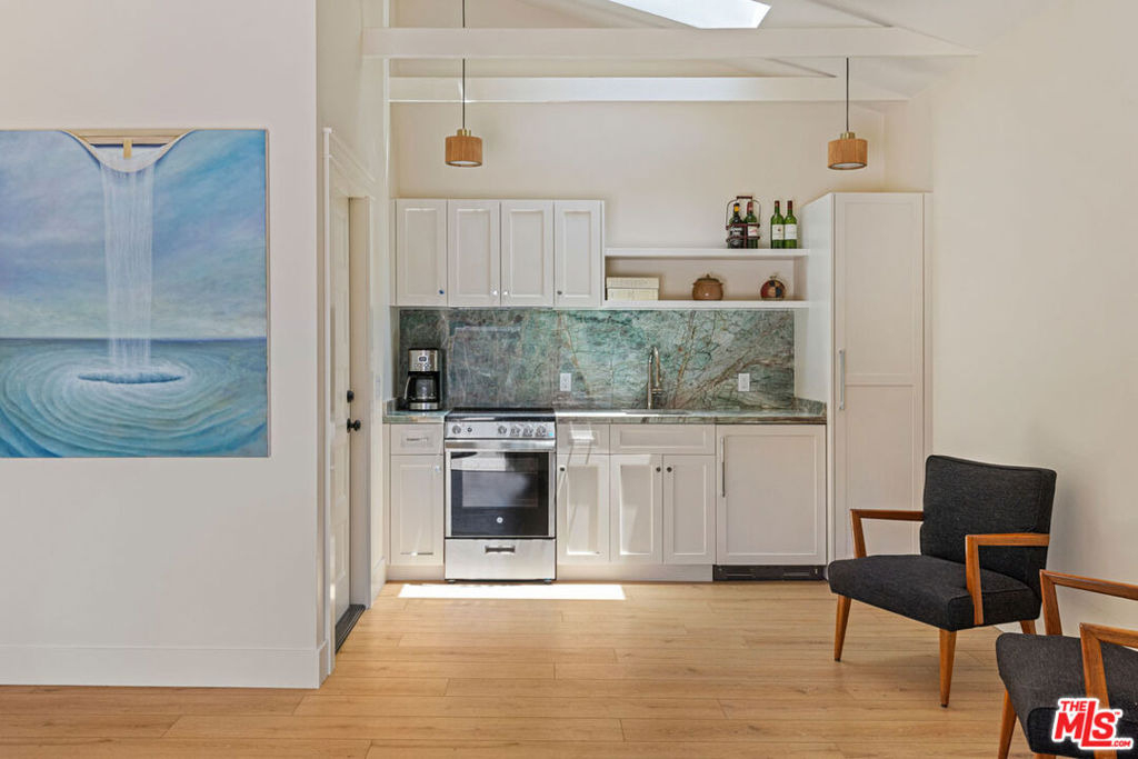 124 S Hobart Boulevard - Photo 25