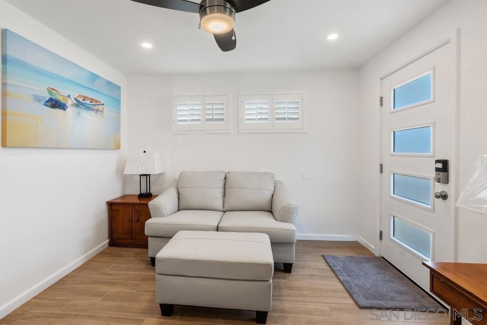 2057 Felspar St - Photo 18