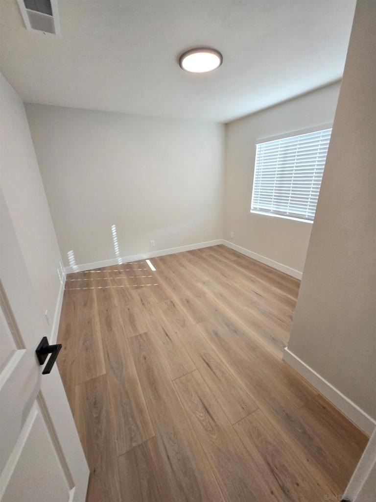 2132 E 5th St - Photo 16