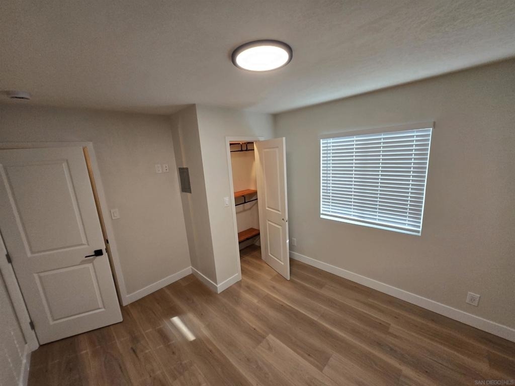 2132 E 5th St - Photo 5