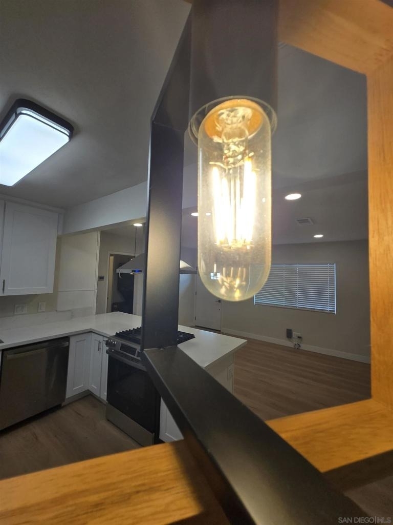 2132 E 5th St - Photo 28