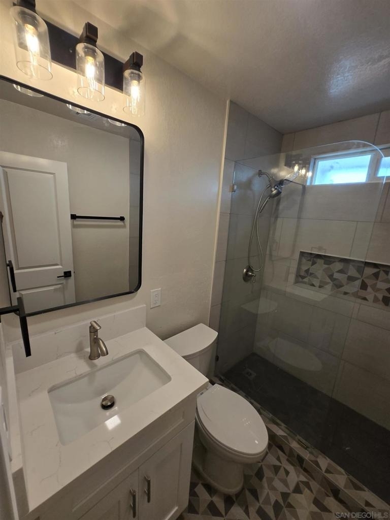 2134 E 5th St - Photo 12
