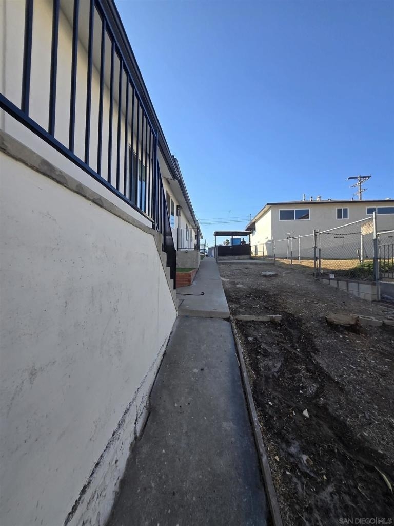2134 E 5th St - Photo 29