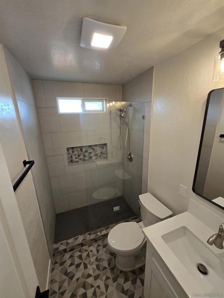2134 E 5th St - Photo 14