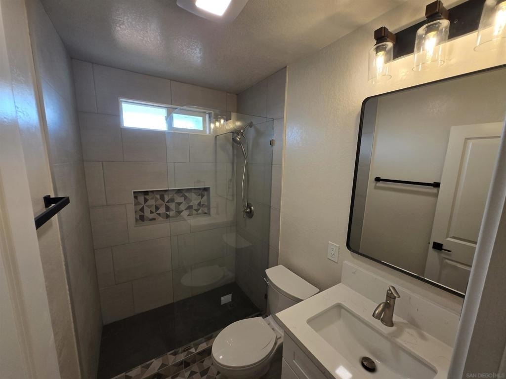 2134 E 5th St - Photo 15