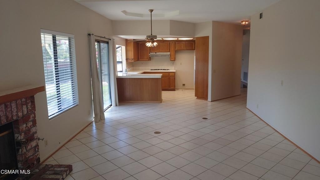 2500 Kensington Avenue - Photo 11